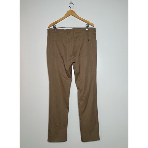 Travis Mathew Khaki Open To Close Pants Size 36 - Picture 4 of 9